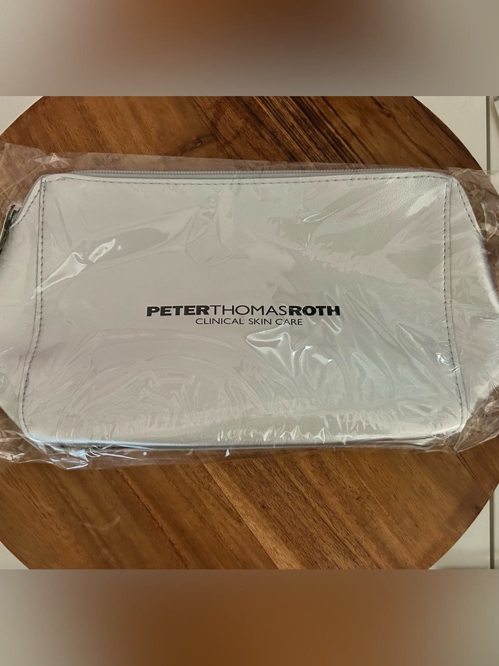 Metallic Silver Vegan Leather “Peter Thomas Roth” travel bag (new in plastic)